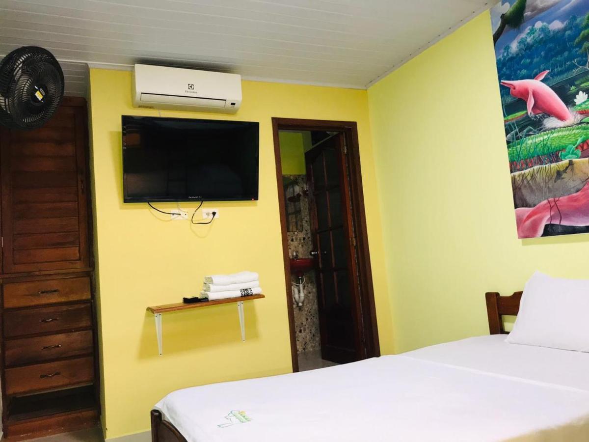 Hostal La Esperanza Летісія Екстер'єр фото