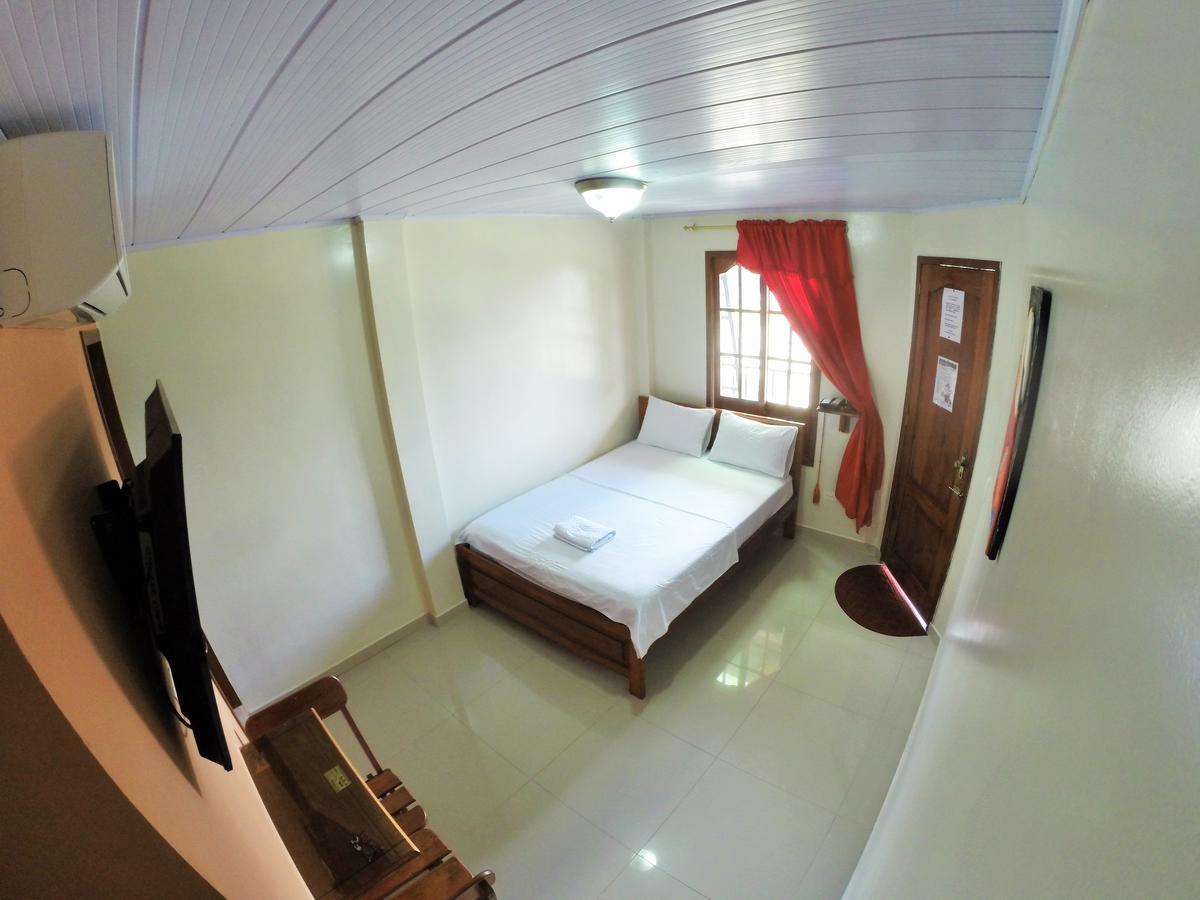 Hostal La Esperanza Летісія Екстер'єр фото