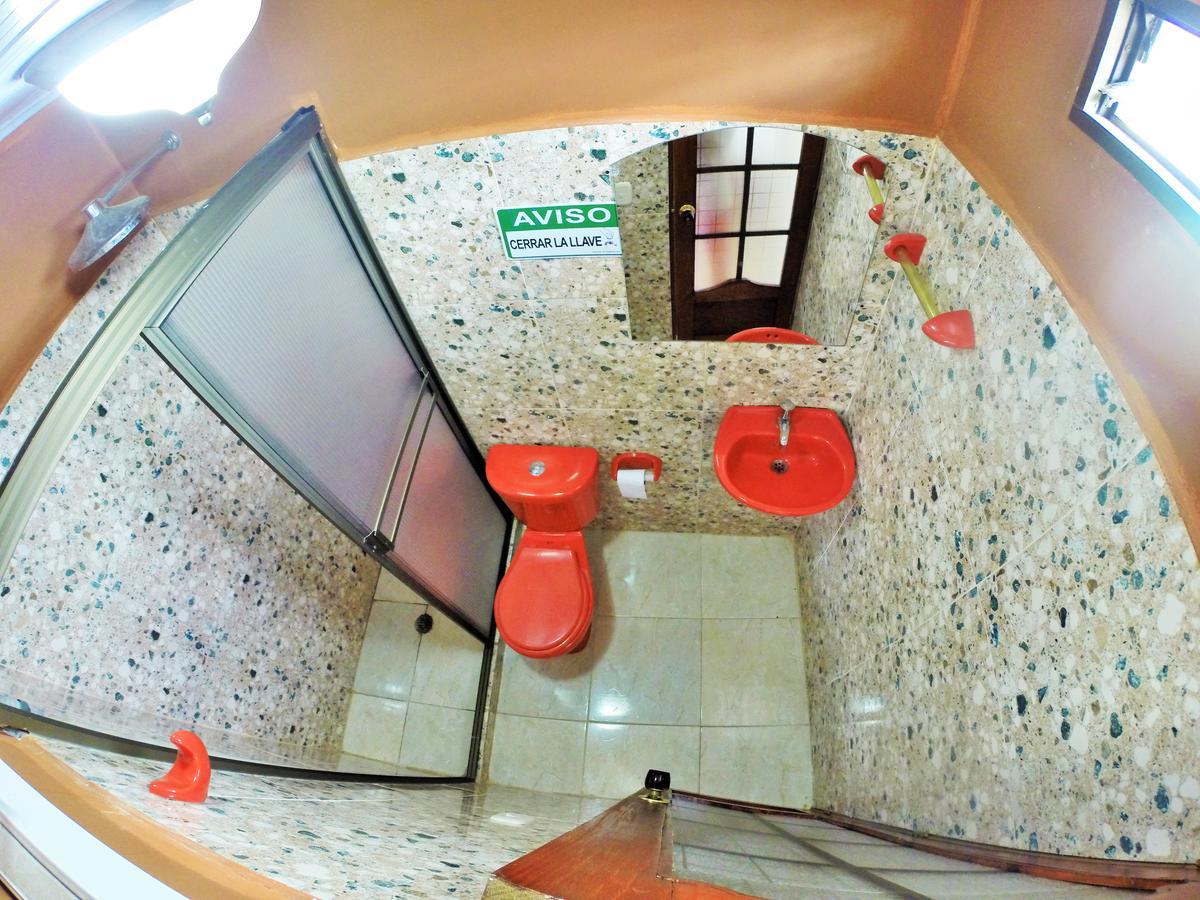 Hostal La Esperanza Летісія Екстер'єр фото